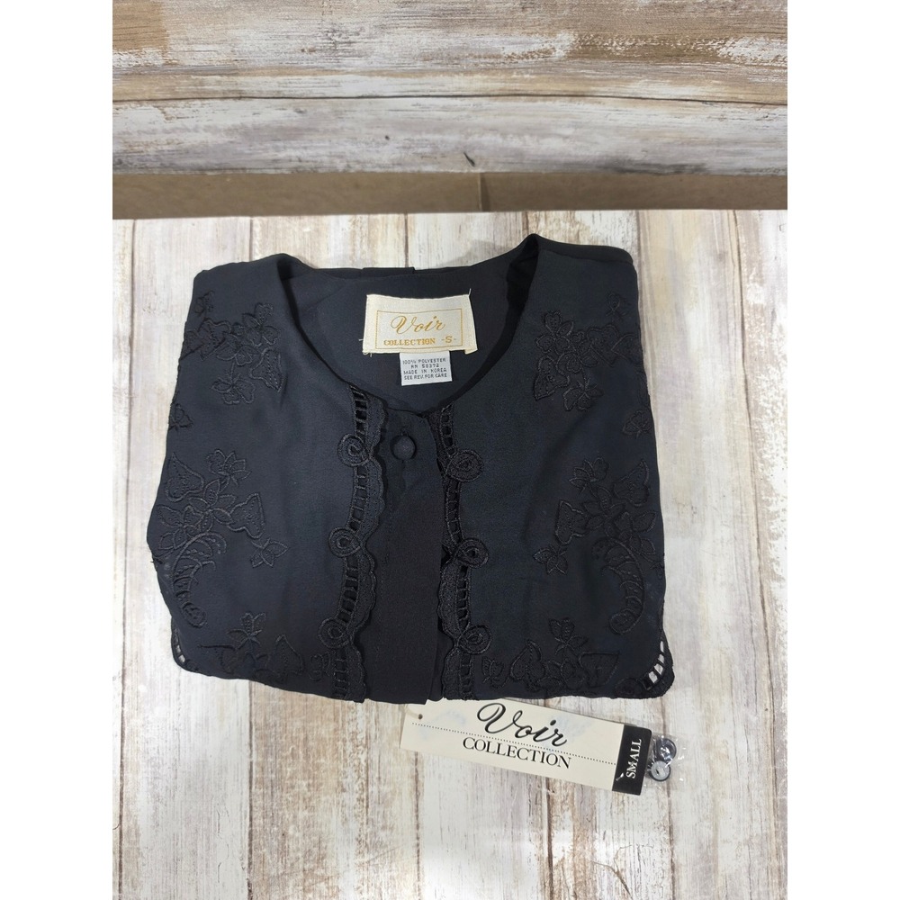 Voir Collection Black Embroidered Lace Collar Blouse Long Sleeve Top Style 903 S